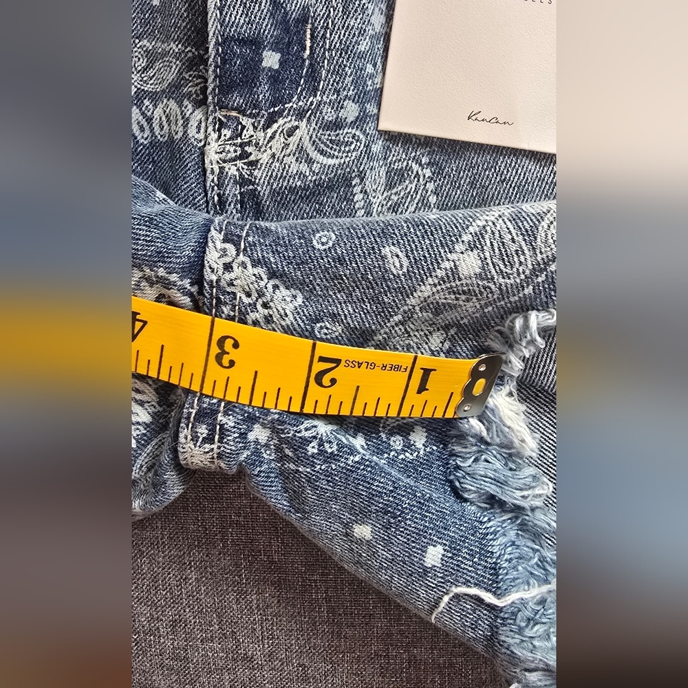 KanCan Light Blue Patterned Jean Shorts 3" - Picture 5 of 6